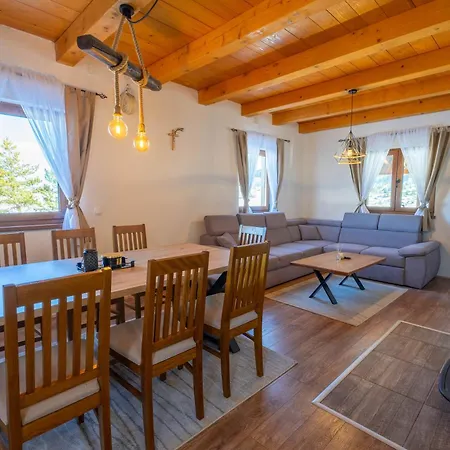 Chalet Vikend Kuca Mirko *