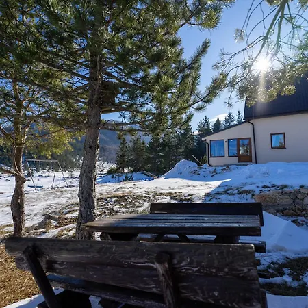 Vikend Kuca Mirko Chalet Risovac